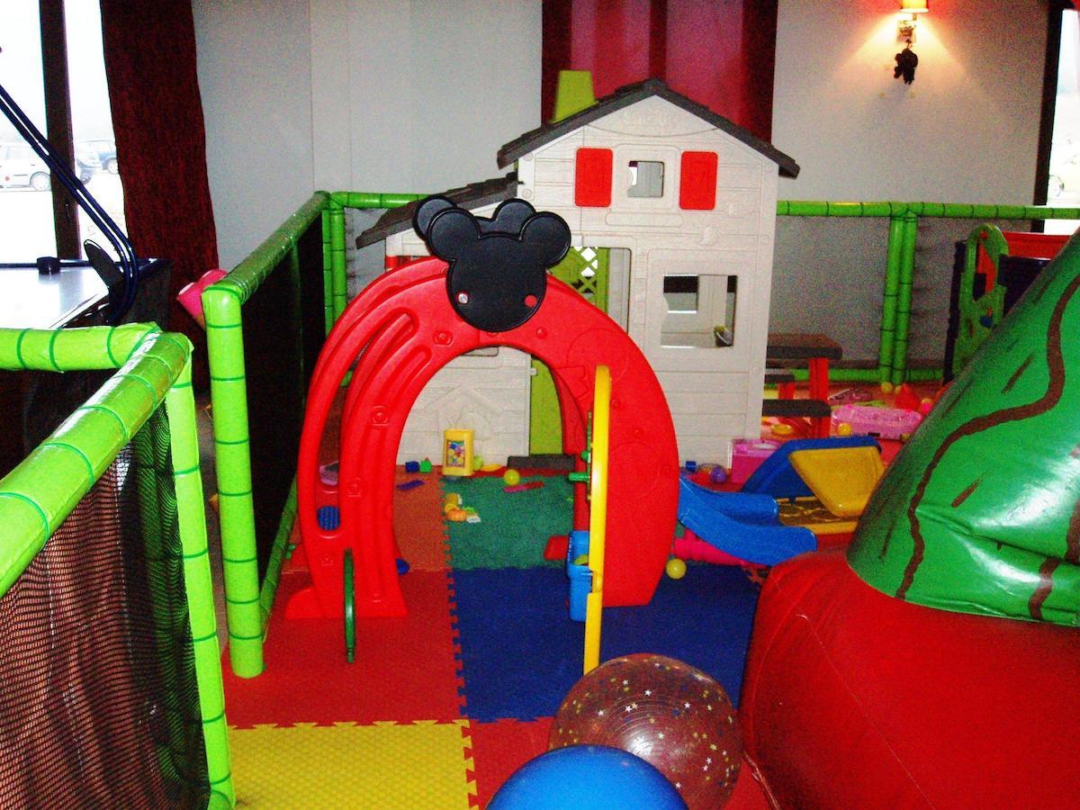 Orfeas Land Hotel Kormista Luaran gambar